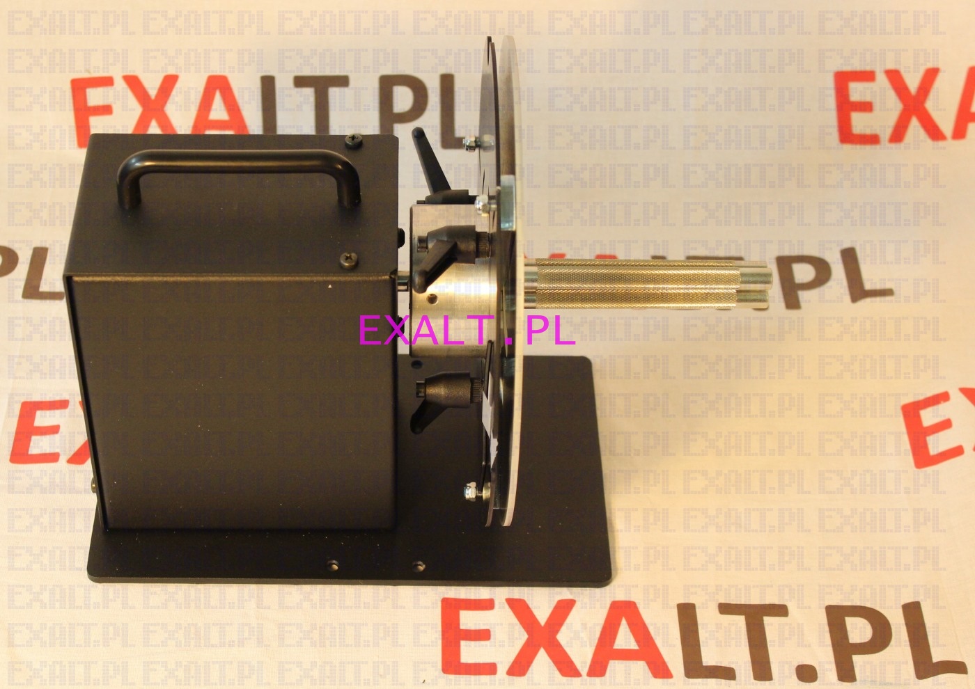 Nawijarka do etykiet MC-11, max. szeroko wstgi 115mm, rednica waka nawojowego 25-101mm, max. rednica zewntrzna rolki 220mm, max. prdko nawijania 500mm/sec