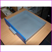 metalowa szuflada biuraka warsztatowego